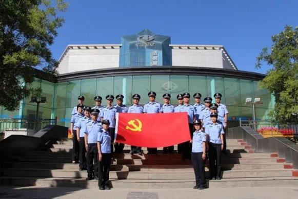 嘉峪关市公安局持续掀起红色教育热潮